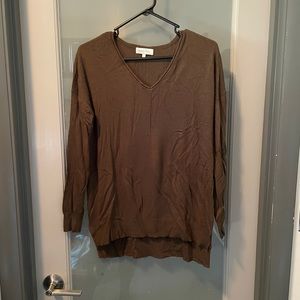 Grace and Lace Size L. Olive color. Excellent condition.